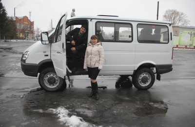 Новый ГАЗ «Соболь» для перевозки пенсионеров и детей приобретён в КЦСОН.