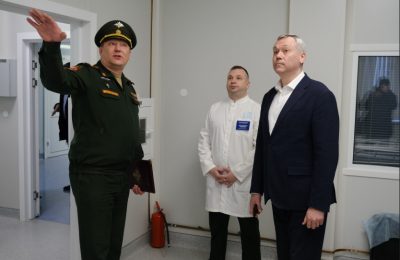 Губернатор Андрей Травников посетил Военный госпиталь Министерства обороны Российской Федерации