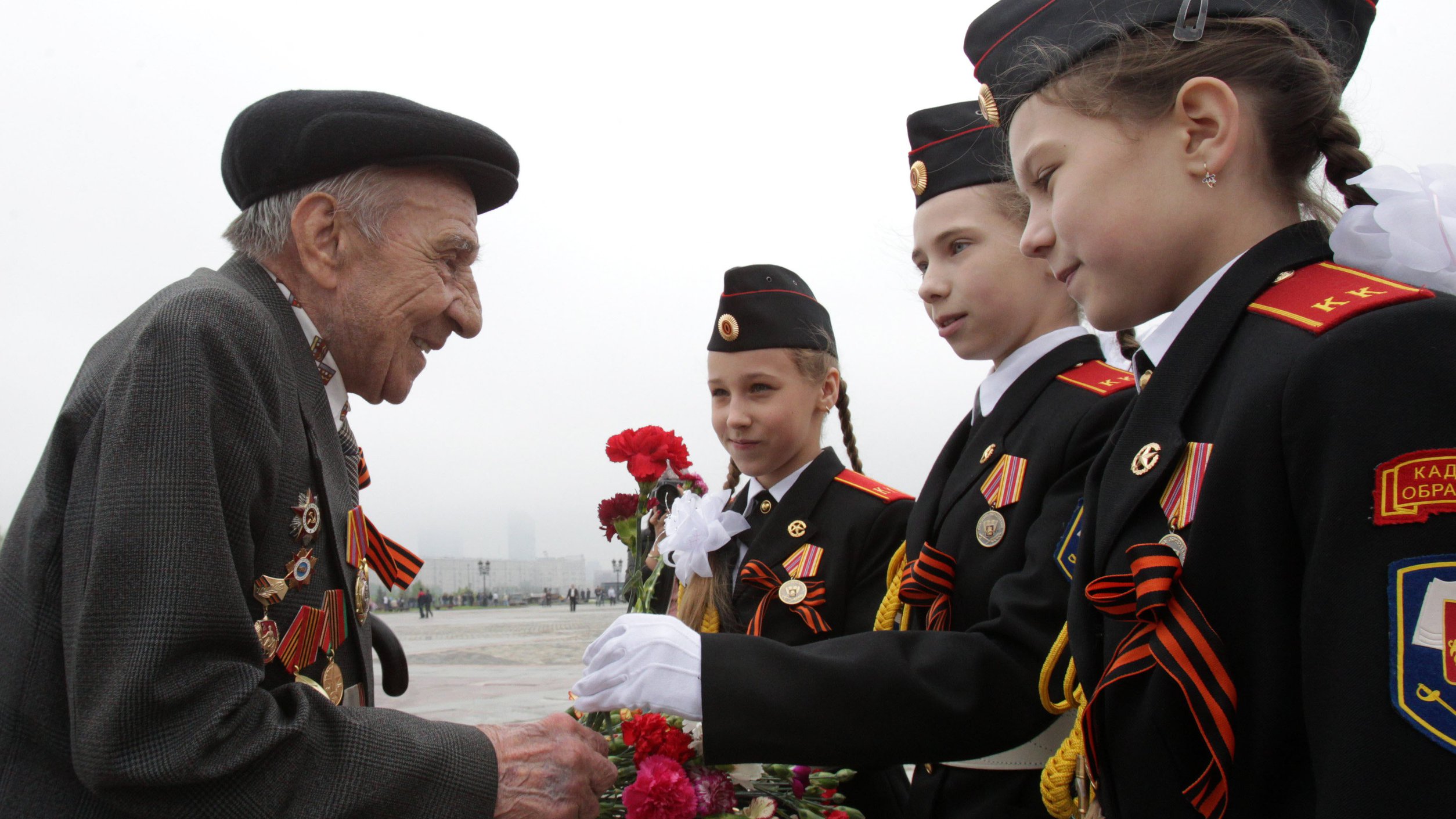 Фото детей и ветеранов вов