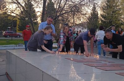 8 мая в парке Победы прошла акция «Свеча памяти»