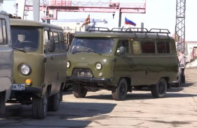 Семь единиц техники были переданы воинскому подразделению из Новосибирска