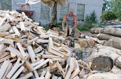 Где заказать дрова в Доволенском районе?