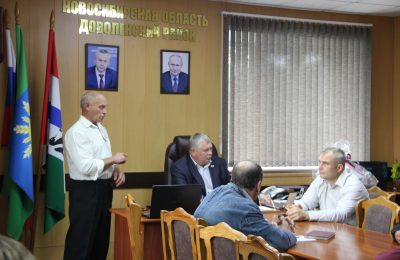 4 сентября глава администрации Доволенского района Богдан Луцкий провёл совещание с аграриями