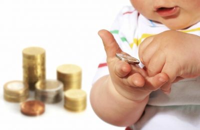 Правила выплат на детей изменили в России с декабря-2023