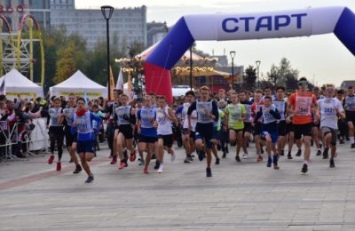 Стартовала регистрация: новосибирцы на Госуслугах могут зарегистрироваться на Всероссийский день бега «Кросс нации»