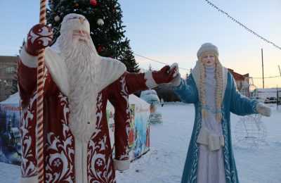 В праздник дома не сидим