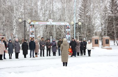 Митинг посвящённый Дню Неизвестного Солдата