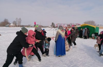 Травное пело и плясало!