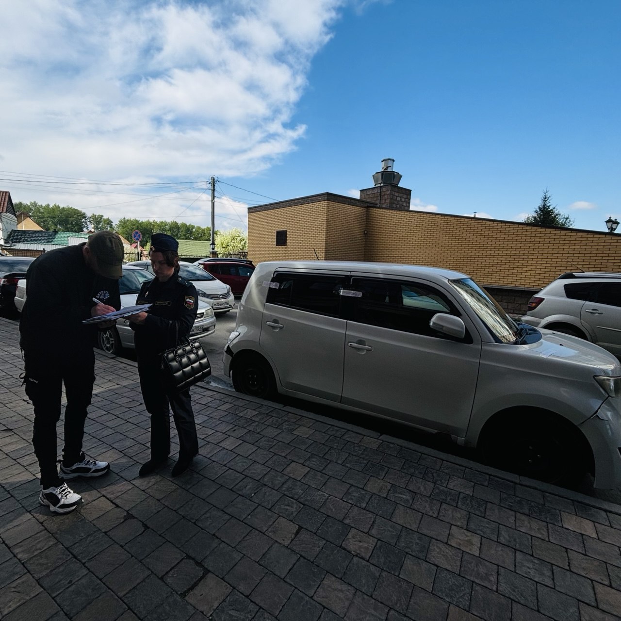 Аресты автомобилей мотивируют новосибирцев оплачивать долги