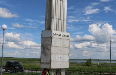 Немые хранители подвига красногривенцев