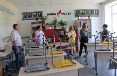 Хоть сейчас за парты