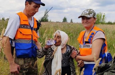 Нашли 110-летнюю бабушку, пропавшую в лесу