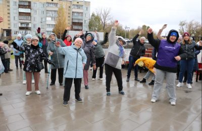 Новосибирская область шагает к здоровью: более 4000 пожилых людей присоединились к акции «Шаги здоровья»