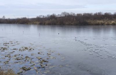 Ещё одна трагедия на льду: в Коченёвском районе спасатели подняли тело утонувшего мужчины-блогера