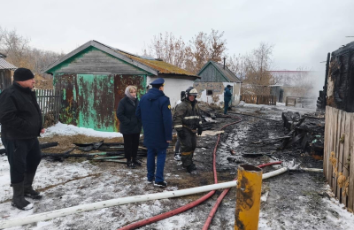 Прокуратура контролирует ход и результаты расследования уголовного дела, возбужденного по факту гибели малолетнего ребенка в результате пожара в частном доме в с. Улыбино Новосибирской области