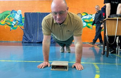 Учителя в пример