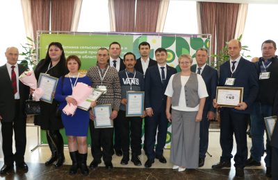 От сельского труда – труду ратному!