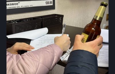 Контрольная закупка: сотни нарушителей правил продажи алкоголя понесли наказание по итогам рейдов в регионе