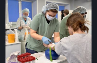 300 тысяч новосибирцев обследуют медики в этом году на производстве и в учебных заведениях