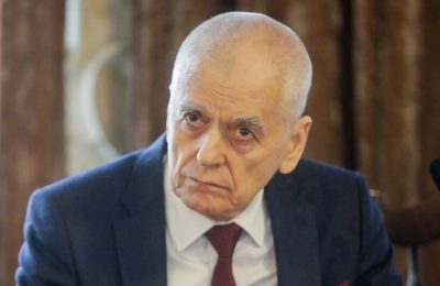 Онищенко обосновал необходимость уничтожения зараженного скота в Новосибирской области