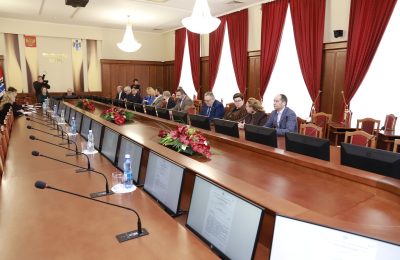 В тесном взаимодействии