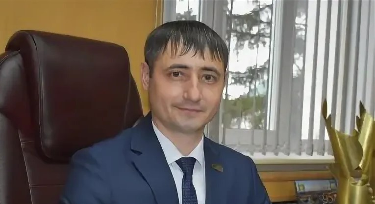 Игорь Чеха, глава Доволенского муниципального округа, директор ДООШ 2022-2025 гг.