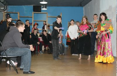 В гостях у трёх народов