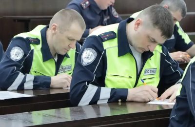 На конкурсе – инспекторы ДПС