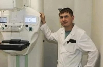 Быть похожим на отца и брата