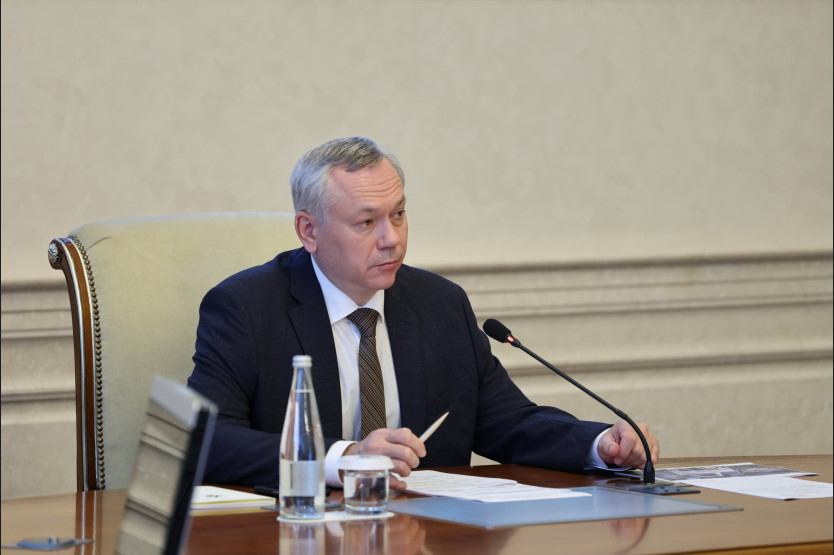 Глава региона Андрей Травников поручил начать отопительный сезон во всех муниципальных образованиях Новосибирской области