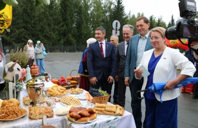 Едина наша русская семья