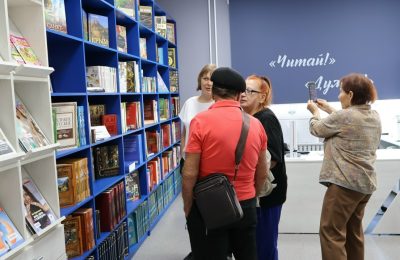 На экскурсию в библиотеку!